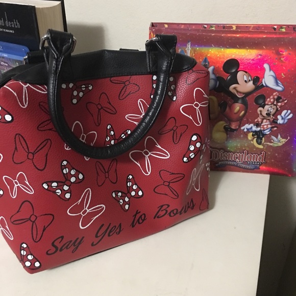 Disney Handbags - “Say yes to bows” Minnie purse